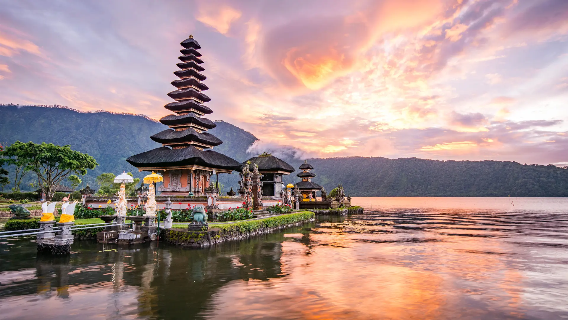 Wisata Domestik